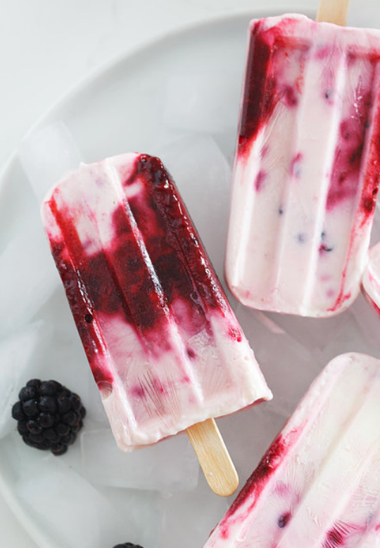 Blackberry, Honey and Yogurt Pops