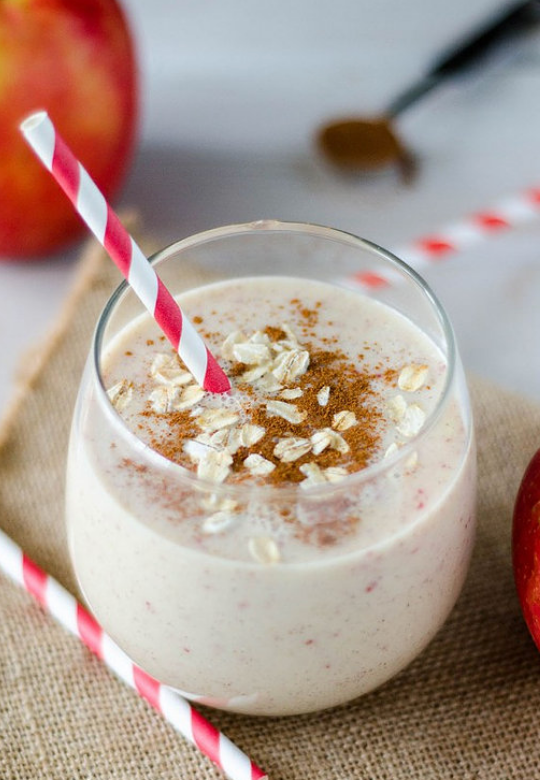 Vegan Apple Pie Smoothie