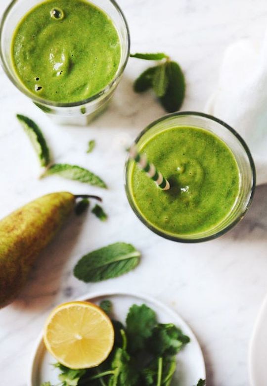 Ginger-Mint Pear Smoothie
