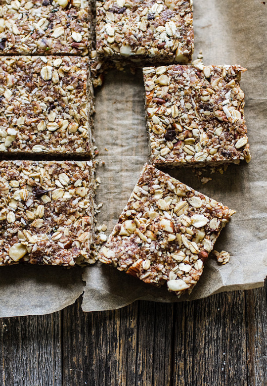 Paleo Chewy Granola Bars